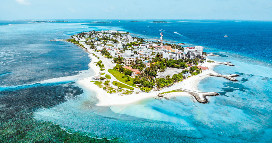 files/maafushi-guide-maldives-local-island-accomodation-transfer-things-to-do-male-airport-budget-backpacker.jpg